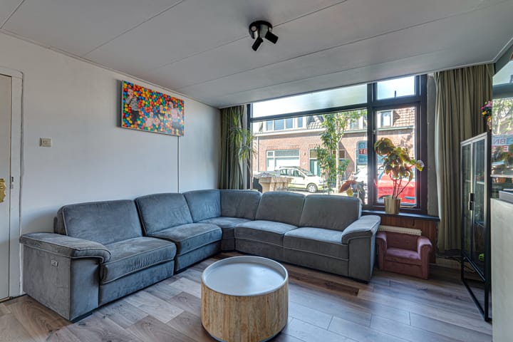 Foto 9 van Maarten Trompstraat 11