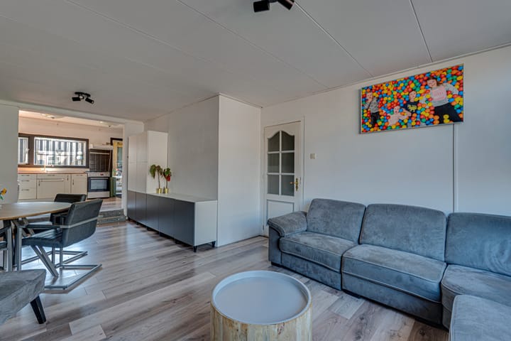 Foto 12 van Maarten Trompstraat 11