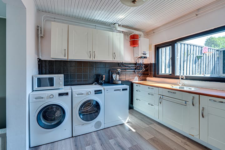 Foto 17 van Maarten Trompstraat 11