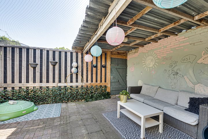 Foto 40 van Maarten Trompstraat 11