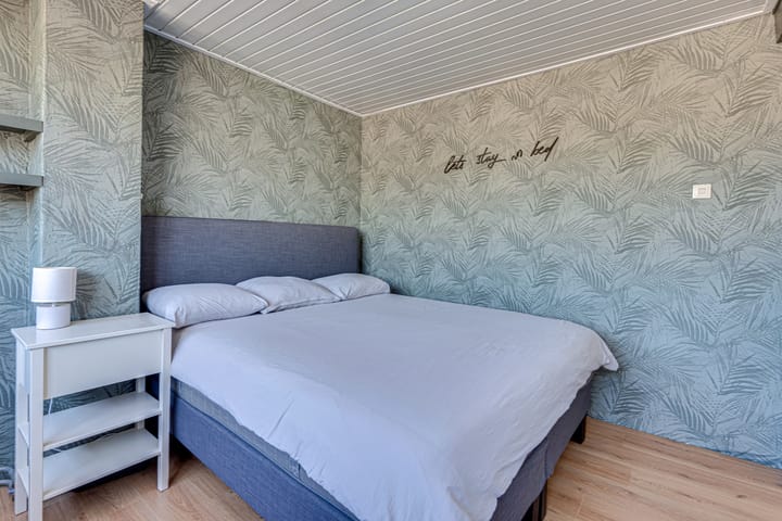 Foto 35 van Maarten Trompstraat 11