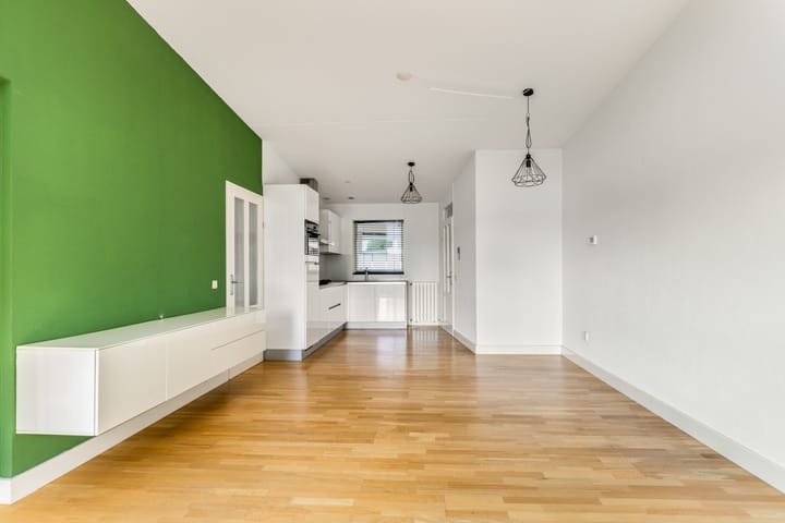 Foto 4 van Anna van Renesselaan 18-D