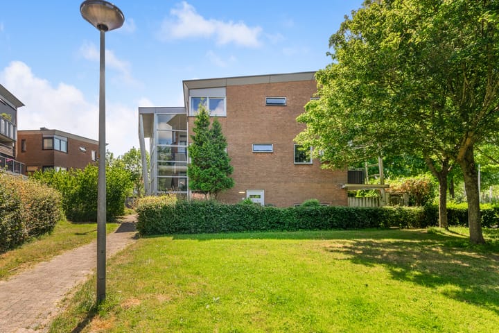 Foto 23 van Anna van Renesselaan 18-D