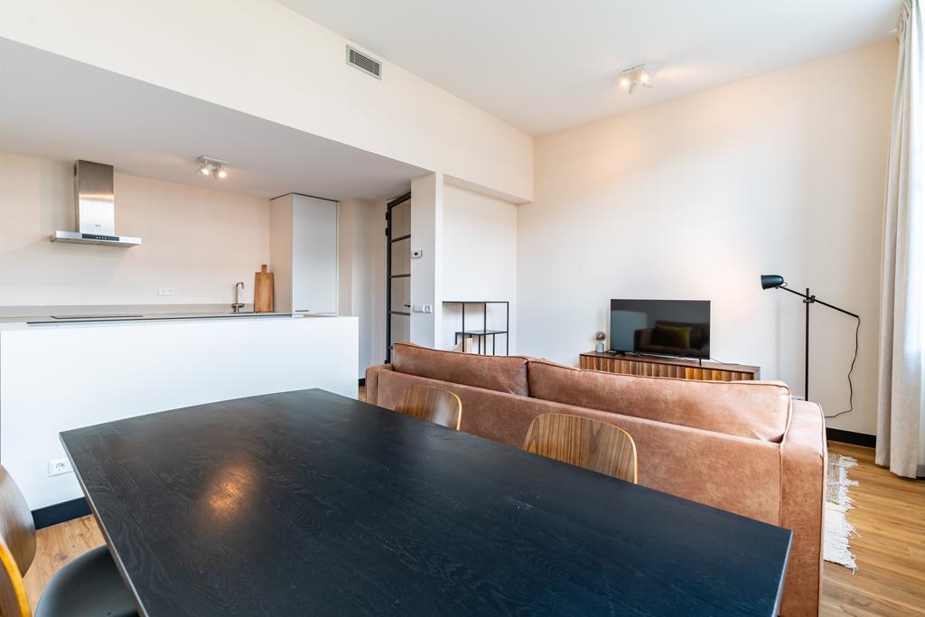 Foto 11 van Plesmanweg 343