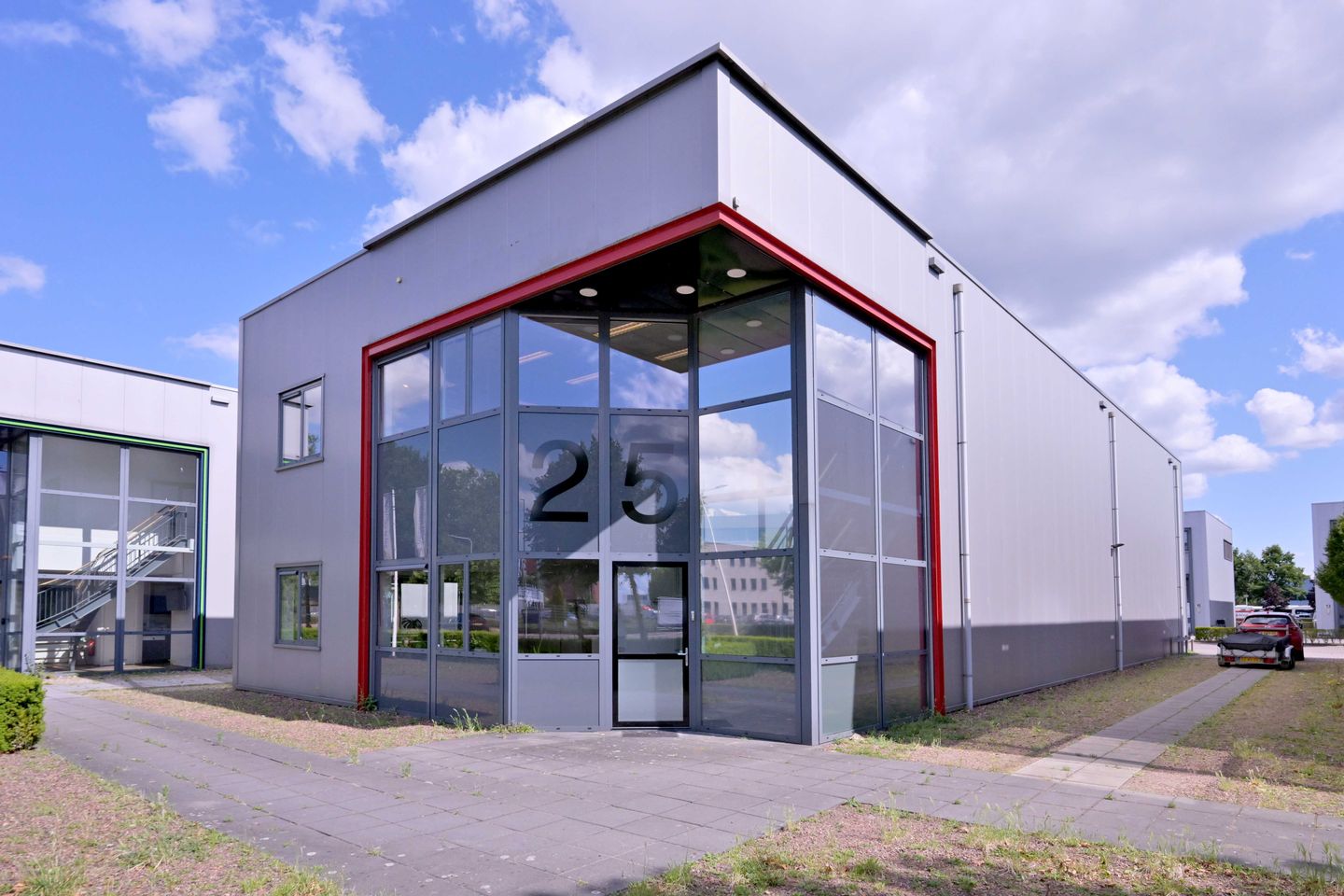 Bekijk foto 1 van Visbystraat 25