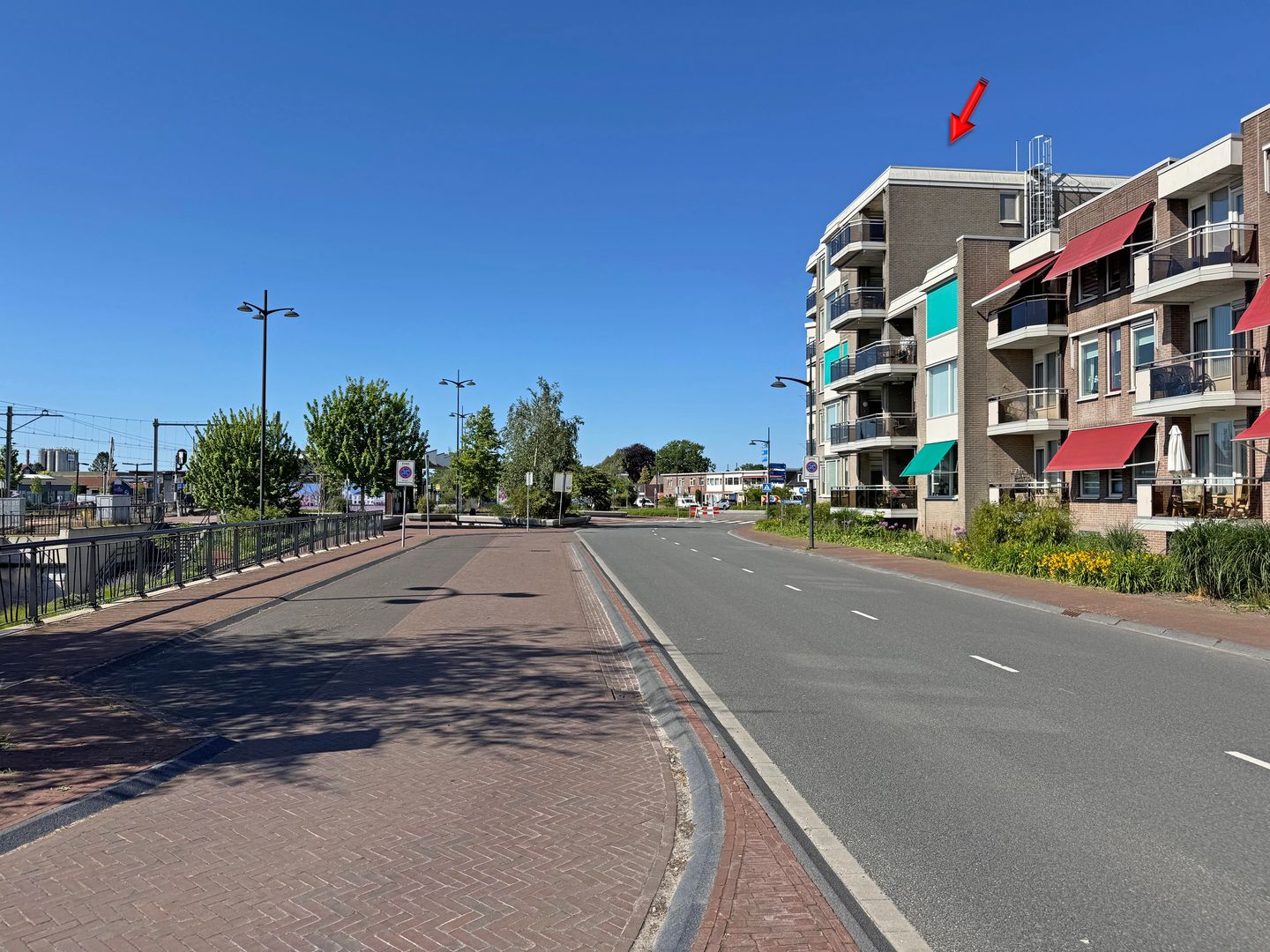 Photo 5 of Stationsplein 45