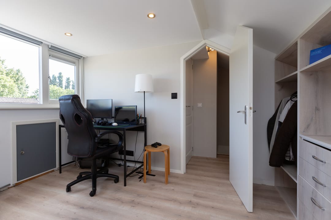 Foto 38 van Westlandstraat 4