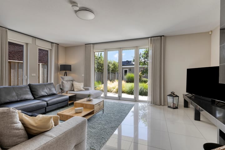 Foto 8 van Bijenkorf 54