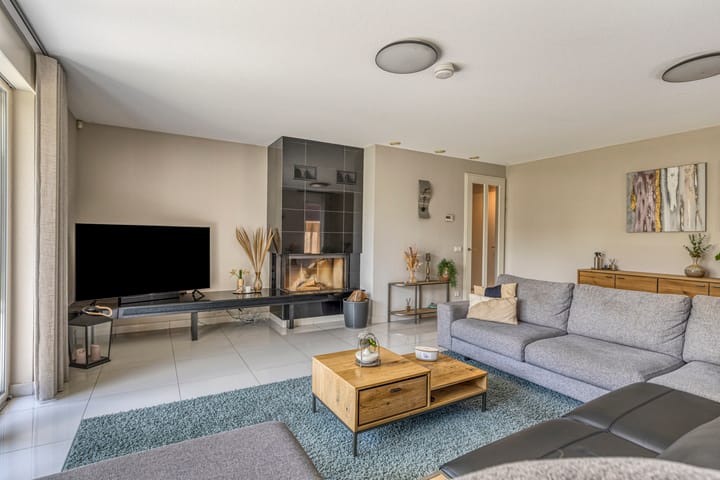 Foto 13 van Bijenkorf 54