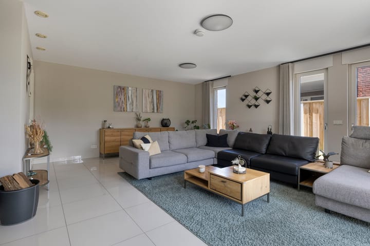 Foto 15 van Bijenkorf 54