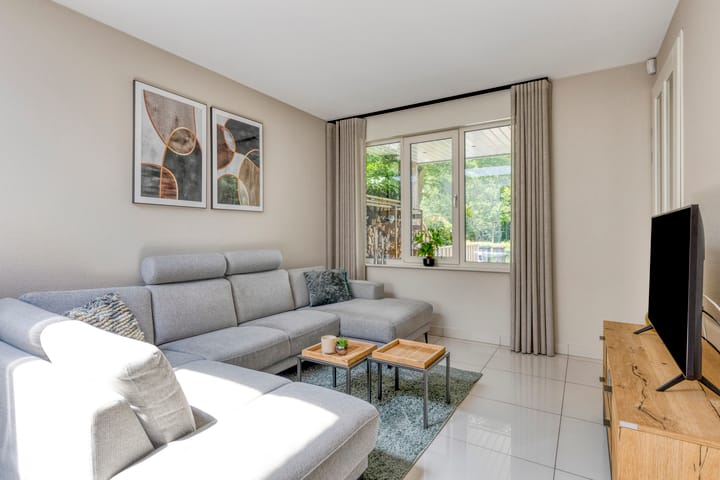 Foto 17 van Bijenkorf 54