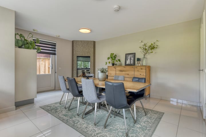 Foto 34 van Bijenkorf 54