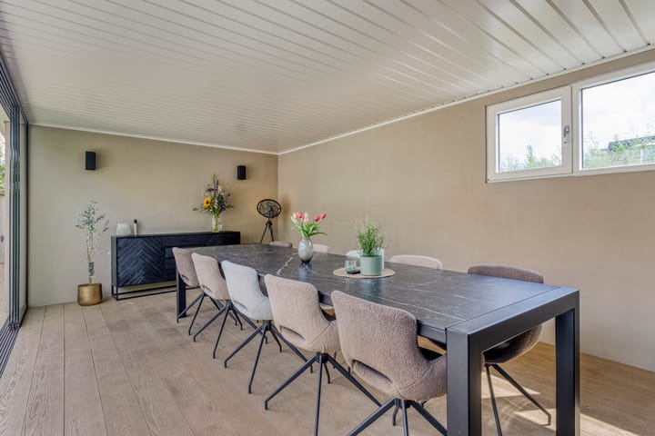 Foto 64 van Bijenkorf 54