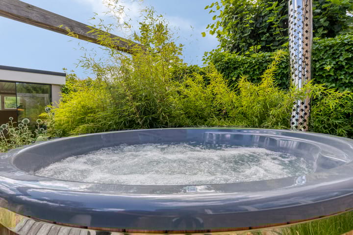 Foto 75 van Bijenkorf 54