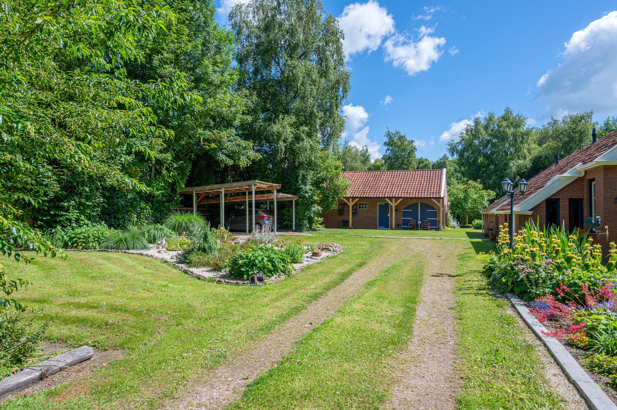 Foto 6 van Lutjeloosterweg 28