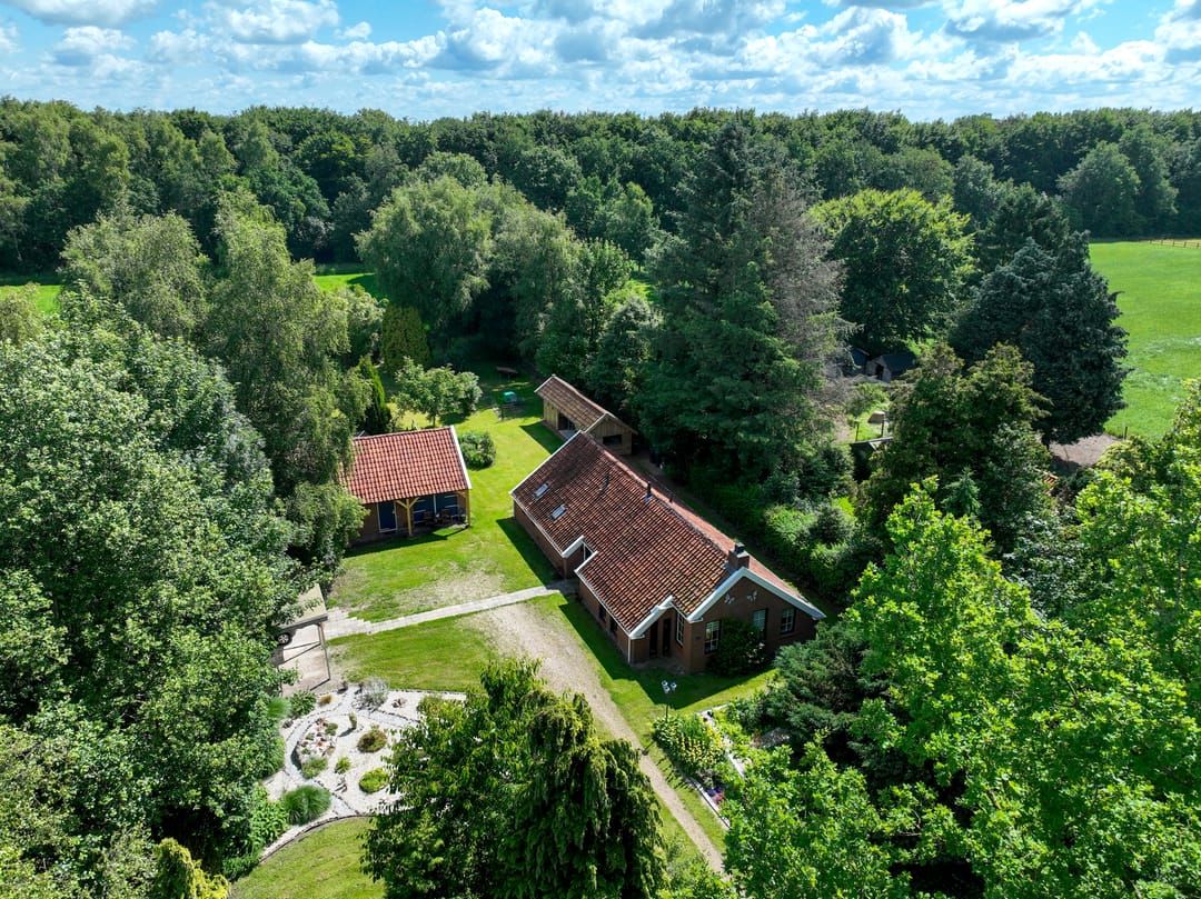 Foto 8 van Lutjeloosterweg 28