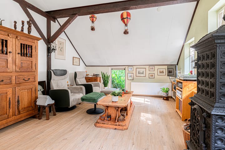 Foto 16 van Lutjeloosterweg 28