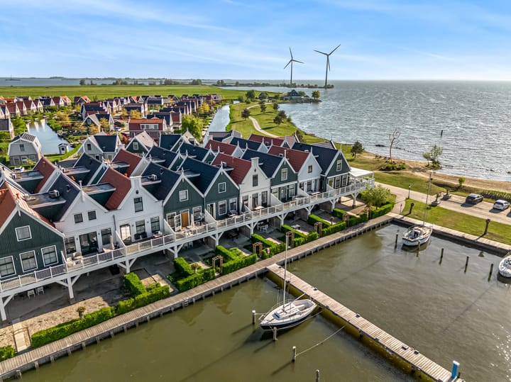 Photo 29 of Zeedijk 2-210