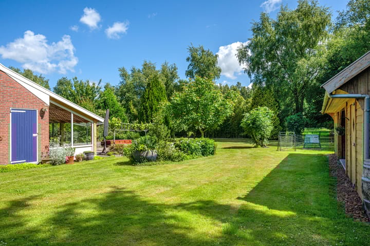 Foto 42 van Lutjeloosterweg 28