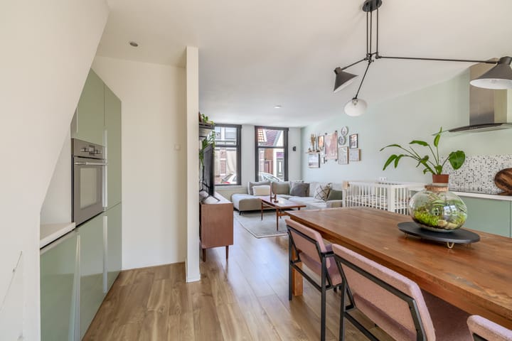 Photo 16 of Prins Hendrikstraat 24