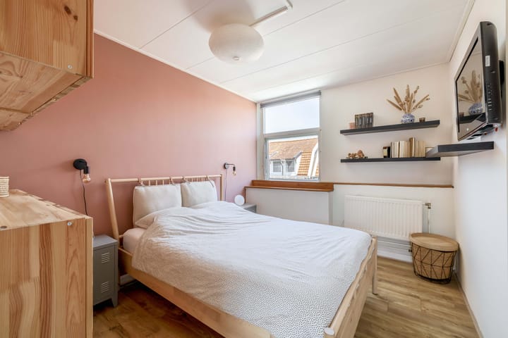 Photo 25 of Prins Hendrikstraat 24