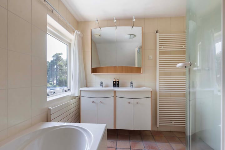 Photo 20 of Jachtlaan 107