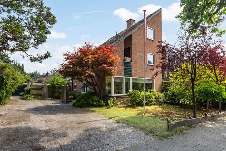 Photo 32 of Jachtlaan 107