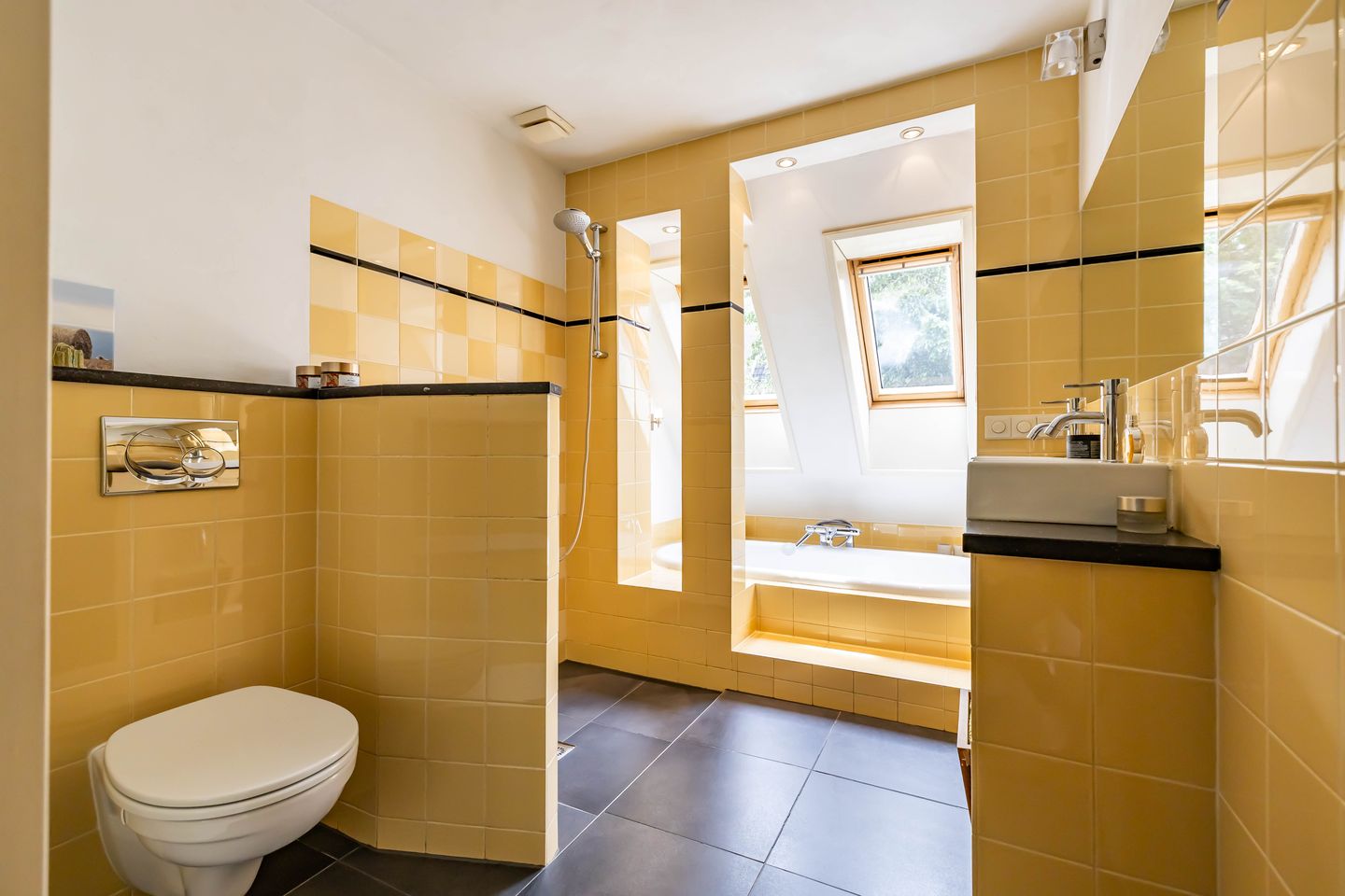 Photo 29 of Rubensstraat 74