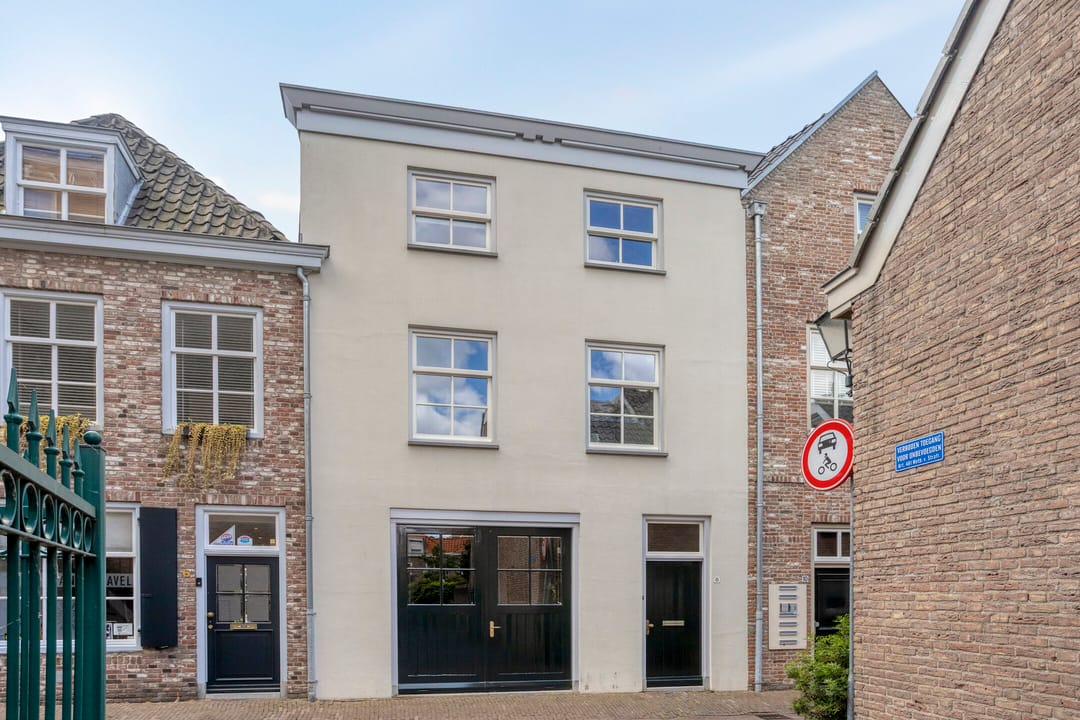 Foto 2 van Capucijnenpoort 8