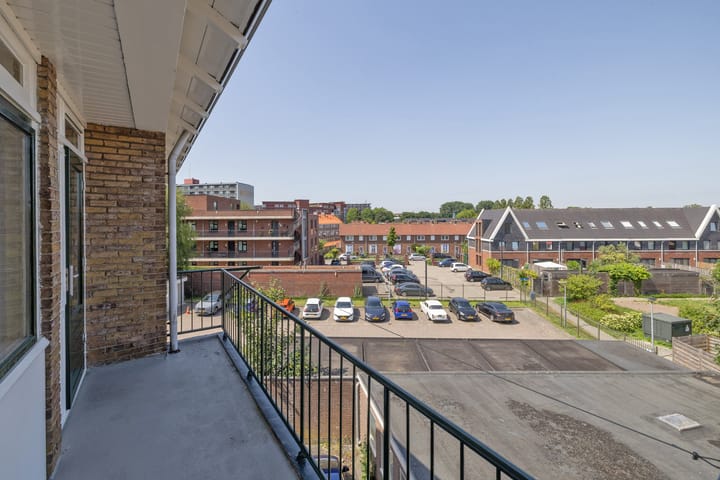 Foto 12 van Jan Tooropstraat 7