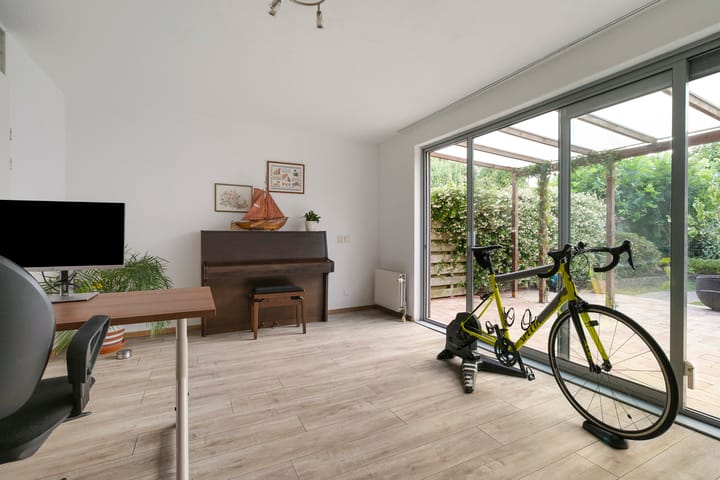 Foto 24 van Regenboog 88