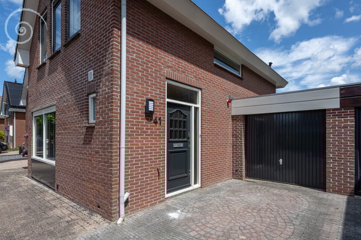 Foto 6 van Bernhardstraat 41