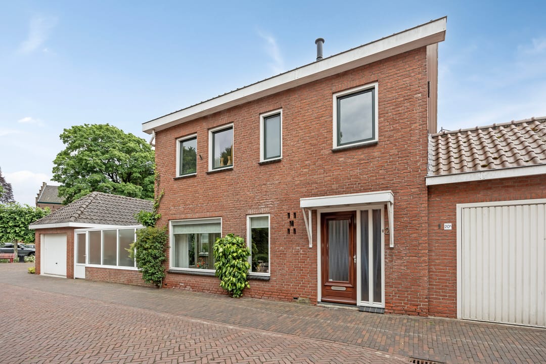 Foto 1 van Kloosterstraat 2