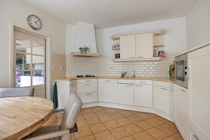 Photo 17 of Kloosterstraat 2