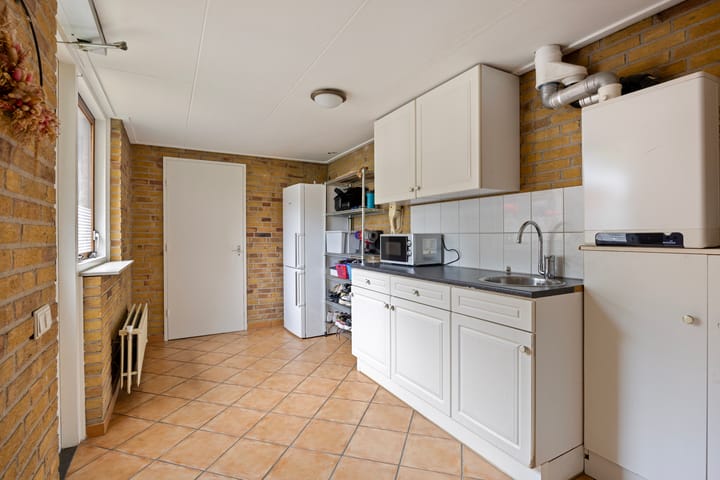 Photo 21 of Kloosterstraat 2