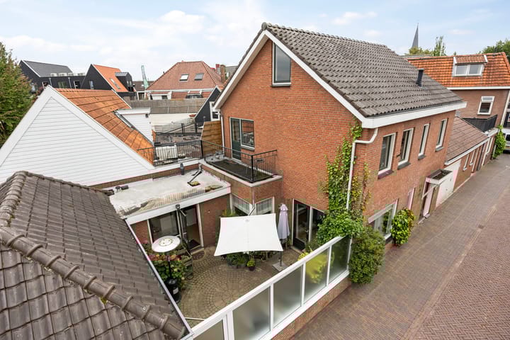 Photo 38 of Kloosterstraat 2