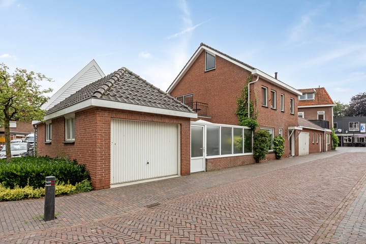 Photo 39 of Kloosterstraat 2