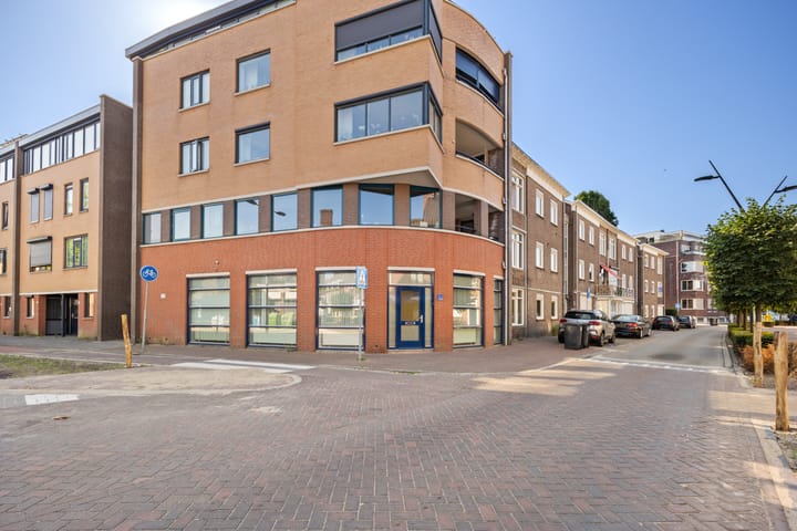 Foto 22 van Dunantstraat 2