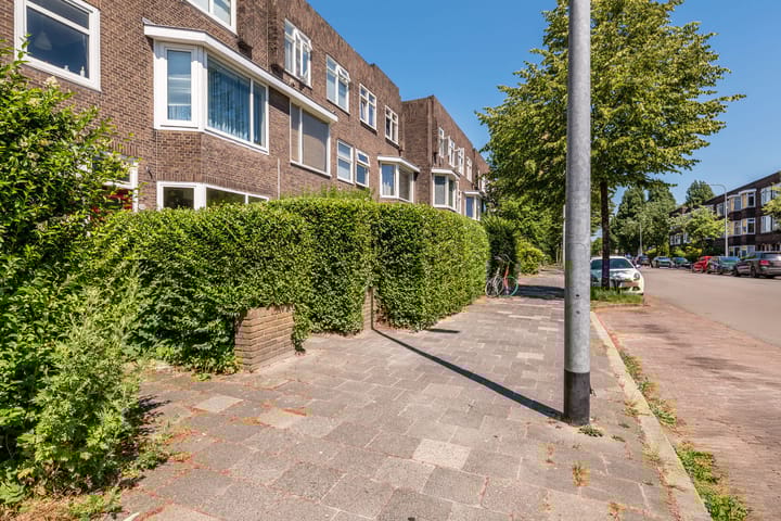 Foto 5 van E. Thomassen à Thuessinklaan 32