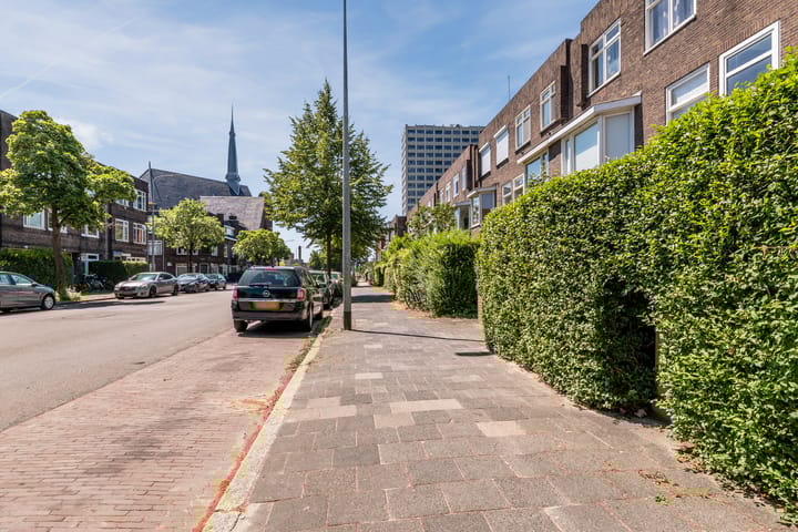 Foto 6 van E. Thomassen à Thuessinklaan 32