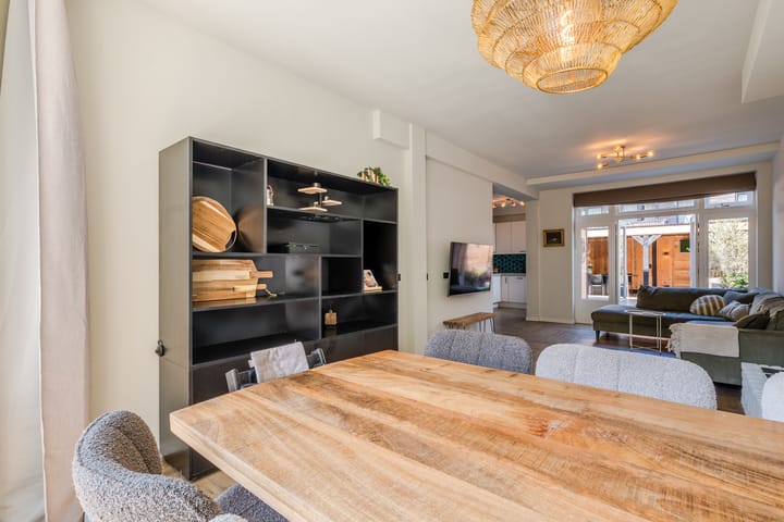 Foto 17 van E. Thomassen à Thuessinklaan 32