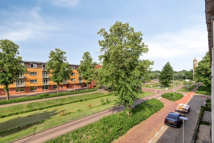 Foto 18 van Van Eesterensingel 47