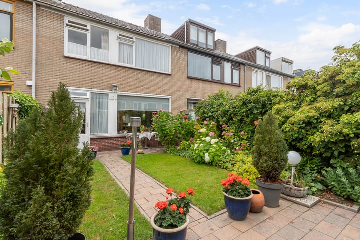 Foto 28 van Iepenlaan 48