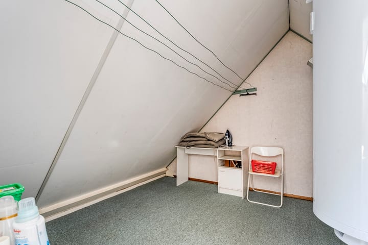 Foto 25 van Kluft 46