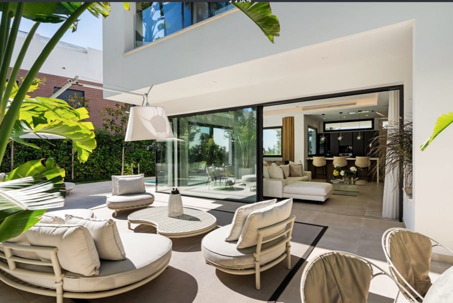 Foto 7 van Calle Monte Mayor 5