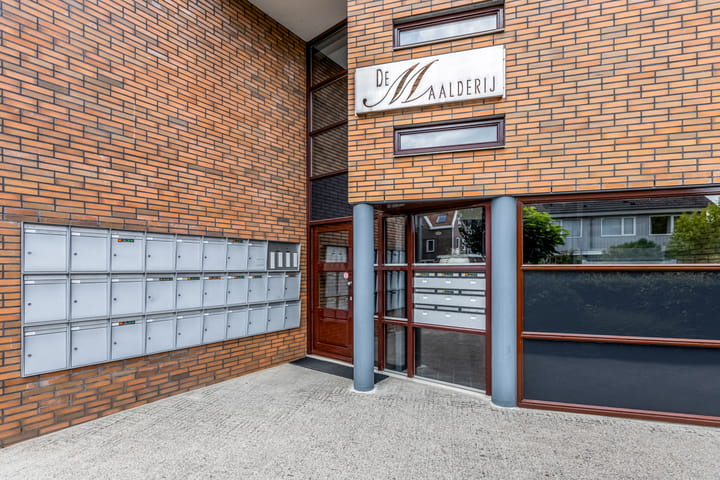 Foto 7 van Blauwgras 1-05