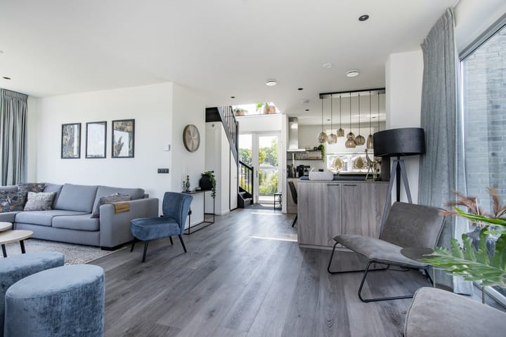 Foto 6 van Piekenwaardweg 10-A124