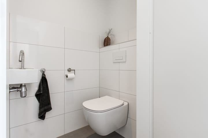 Foto 20 van Piekenwaardweg 10-A124