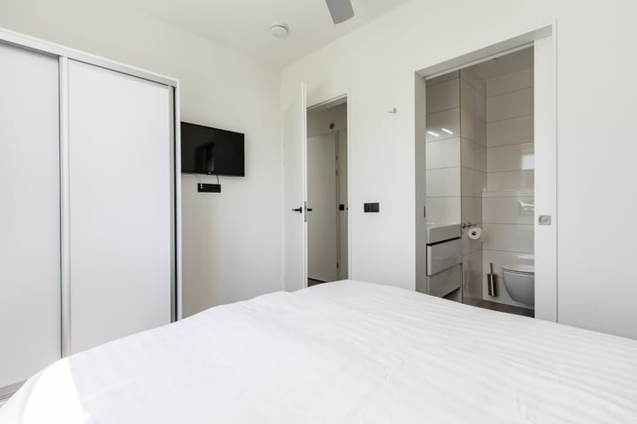 Foto 25 van Piekenwaardweg 10-A124