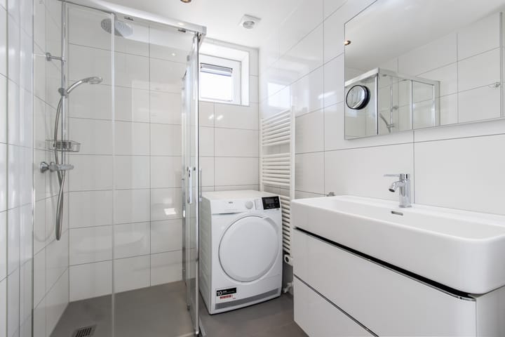 Foto 31 van Piekenwaardweg 10-A124